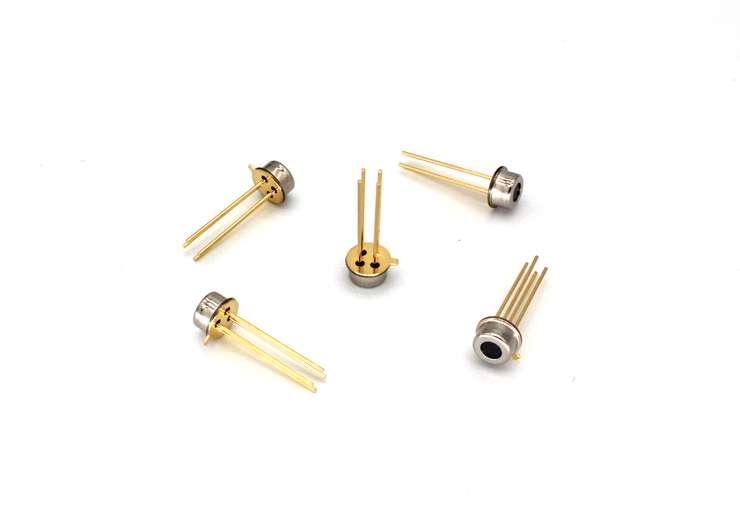 XTP-T450ȵѺ⴫ڷǽӴ¶ Ʒɺ˹ƬԪTO-46װ, и߿ɿԡѸٶ